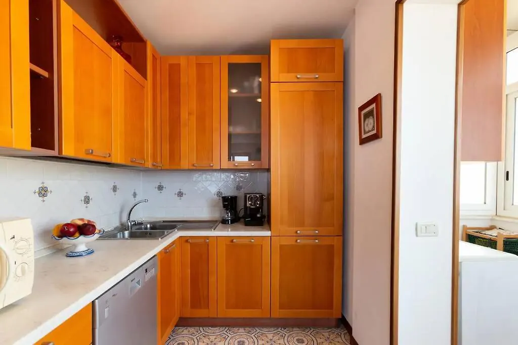 Villa Emilia Mondello Appartamento Emily Con Vista Sul Mare Palermo 0*,  Italy