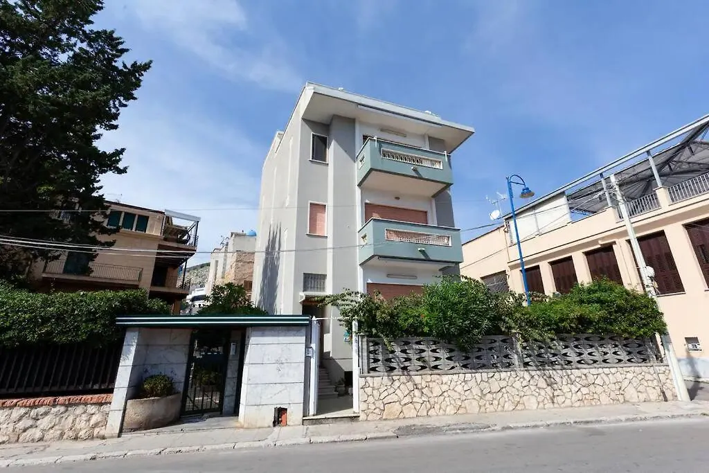 Apartment Villa Emilia Mondello Appartamento Emily Con Vista Sul Mare Palermo